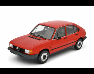 Alfa Romeo Alfasud 1.2 4 Porte 1980 ROSSO ALFA Laudoracing 1:18 Resinemodell (Türen, Motorhaube... nicht zu öffnen!)